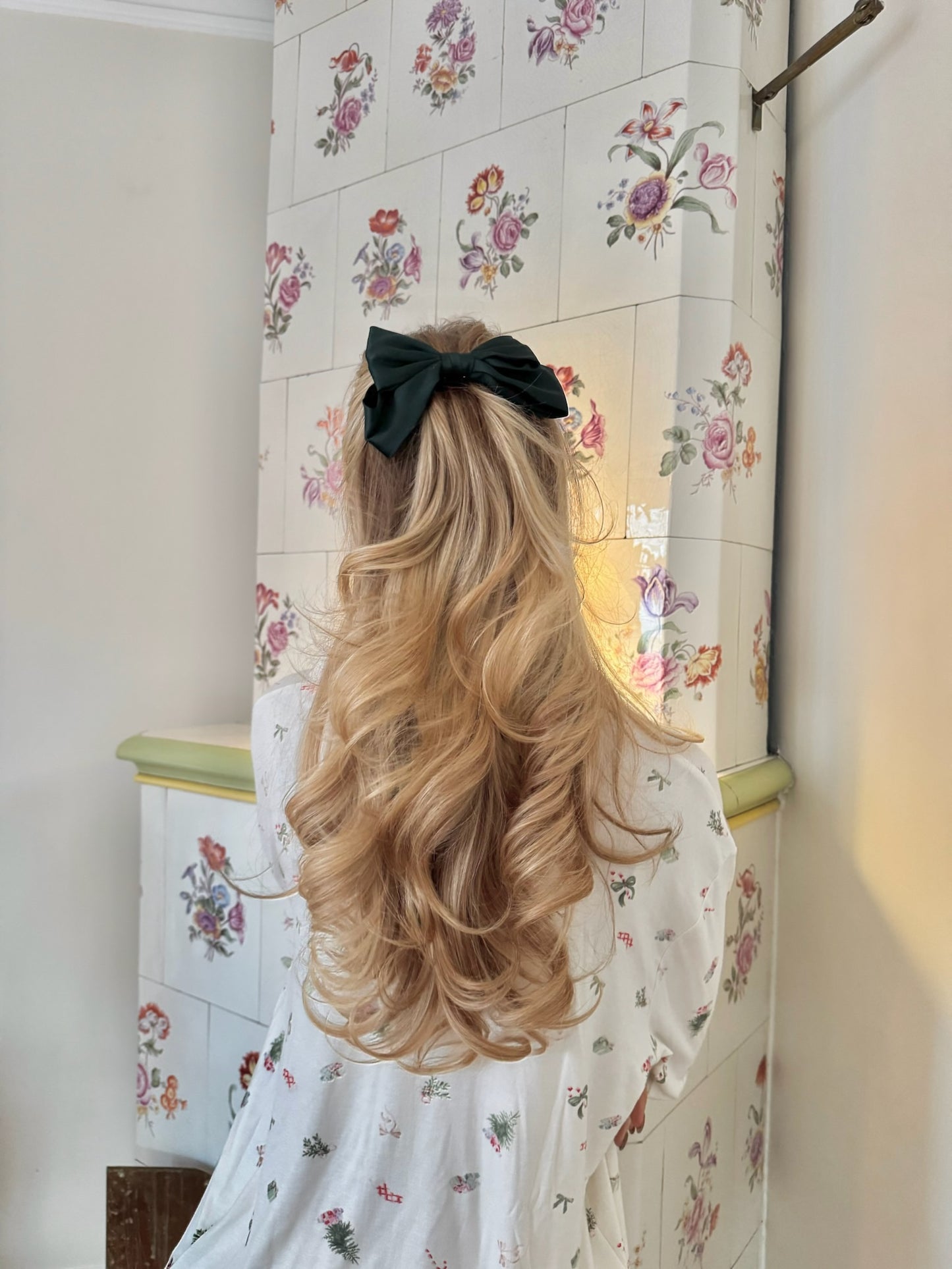 Blowout Babe - Heatless curls